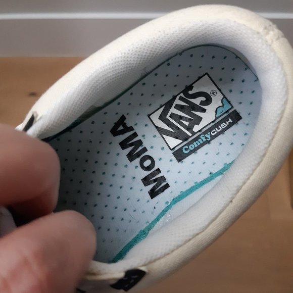 Vans Comfycush Old Skool -  Vans x MoMA - Skateboarding - M8.5/W10 - Picture 6 of 15